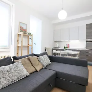https://primopiano-copernico-10.italymilanhotels.net