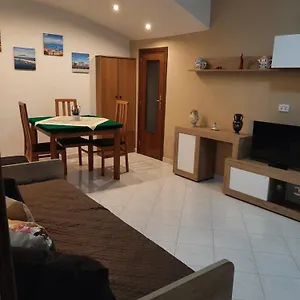 https://autentica-napoli-home.hotels-amalfi.com